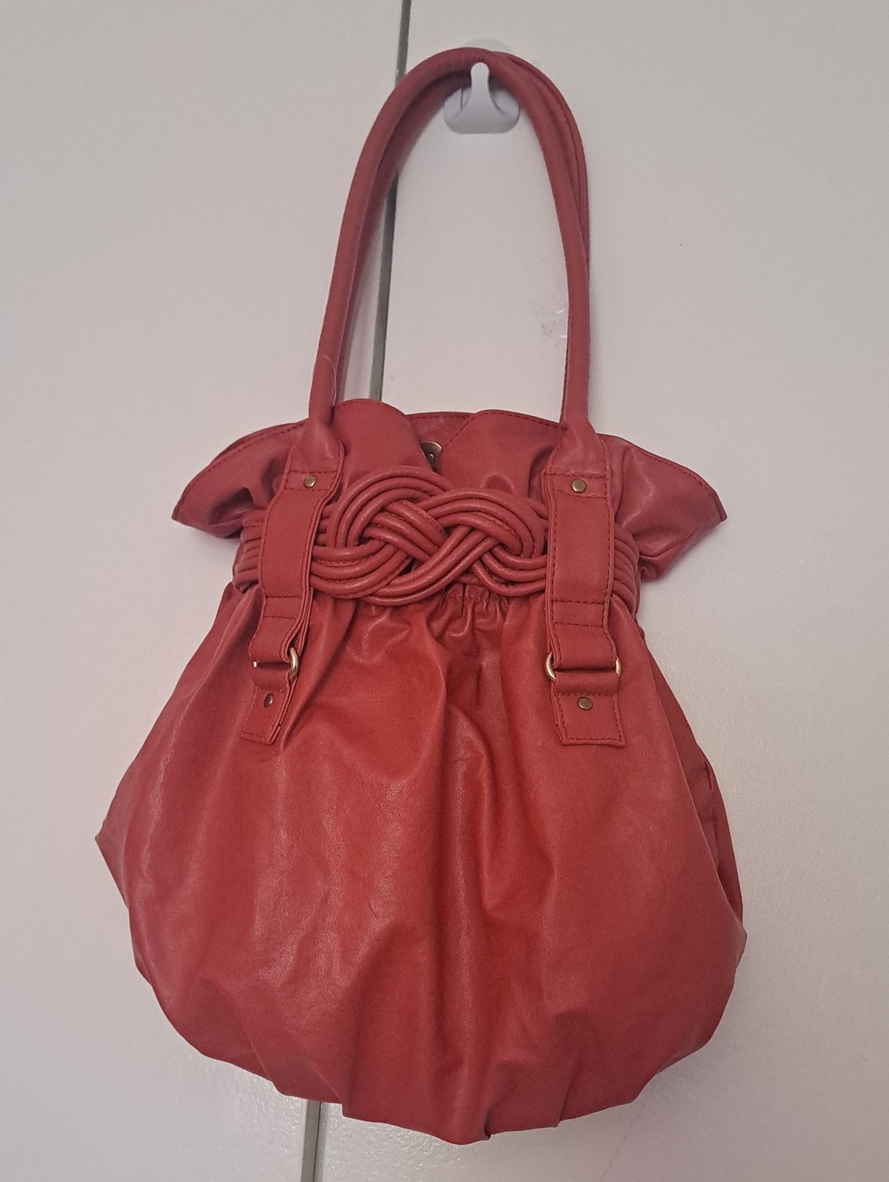 Daisy Fuentes Women’s Red Knot-Detail Shoulder Bag